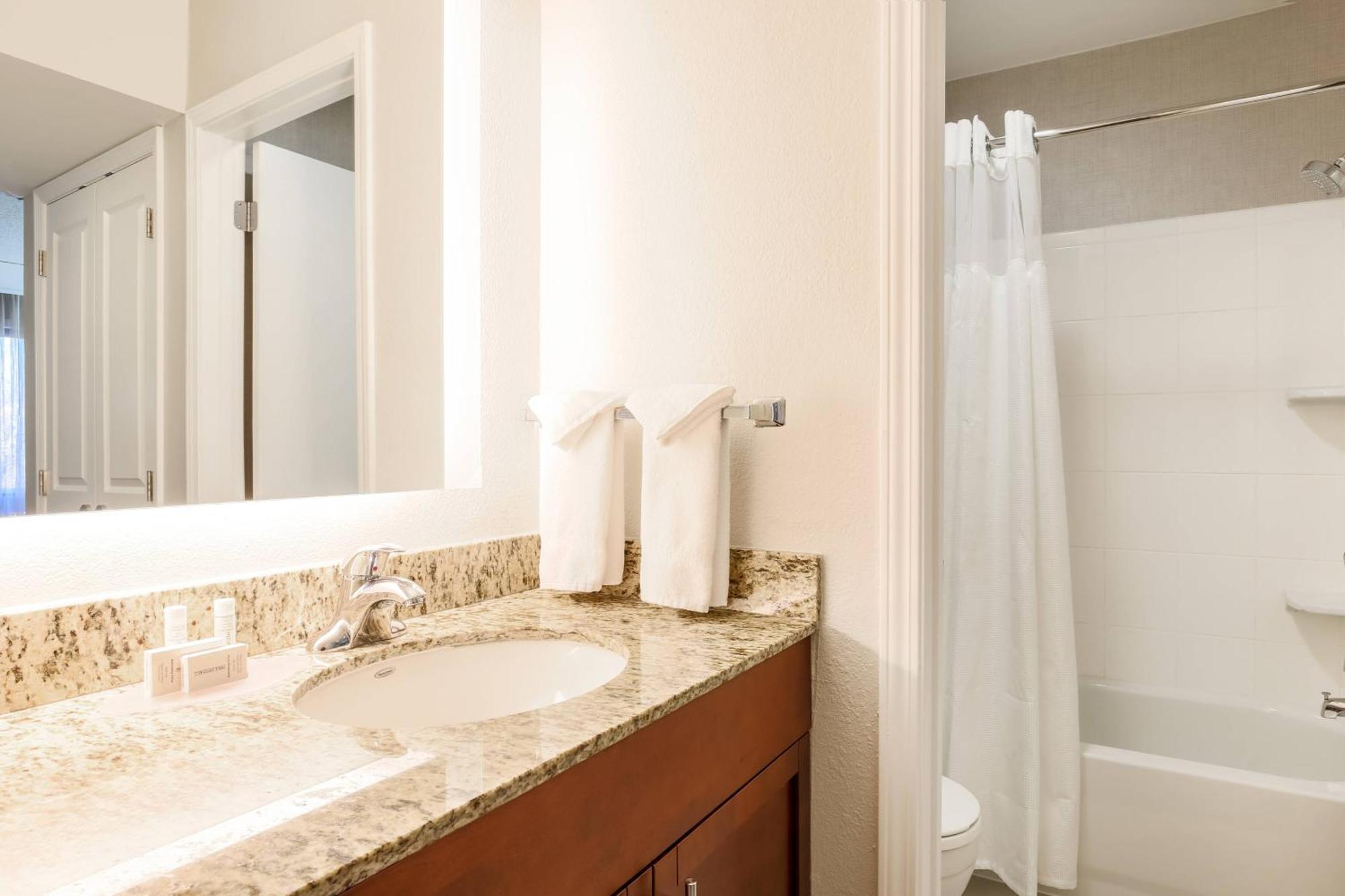 Residence Inn By Marriott Atlanta Cumberland/Galleria Smyrna Dış mekan fotoğraf